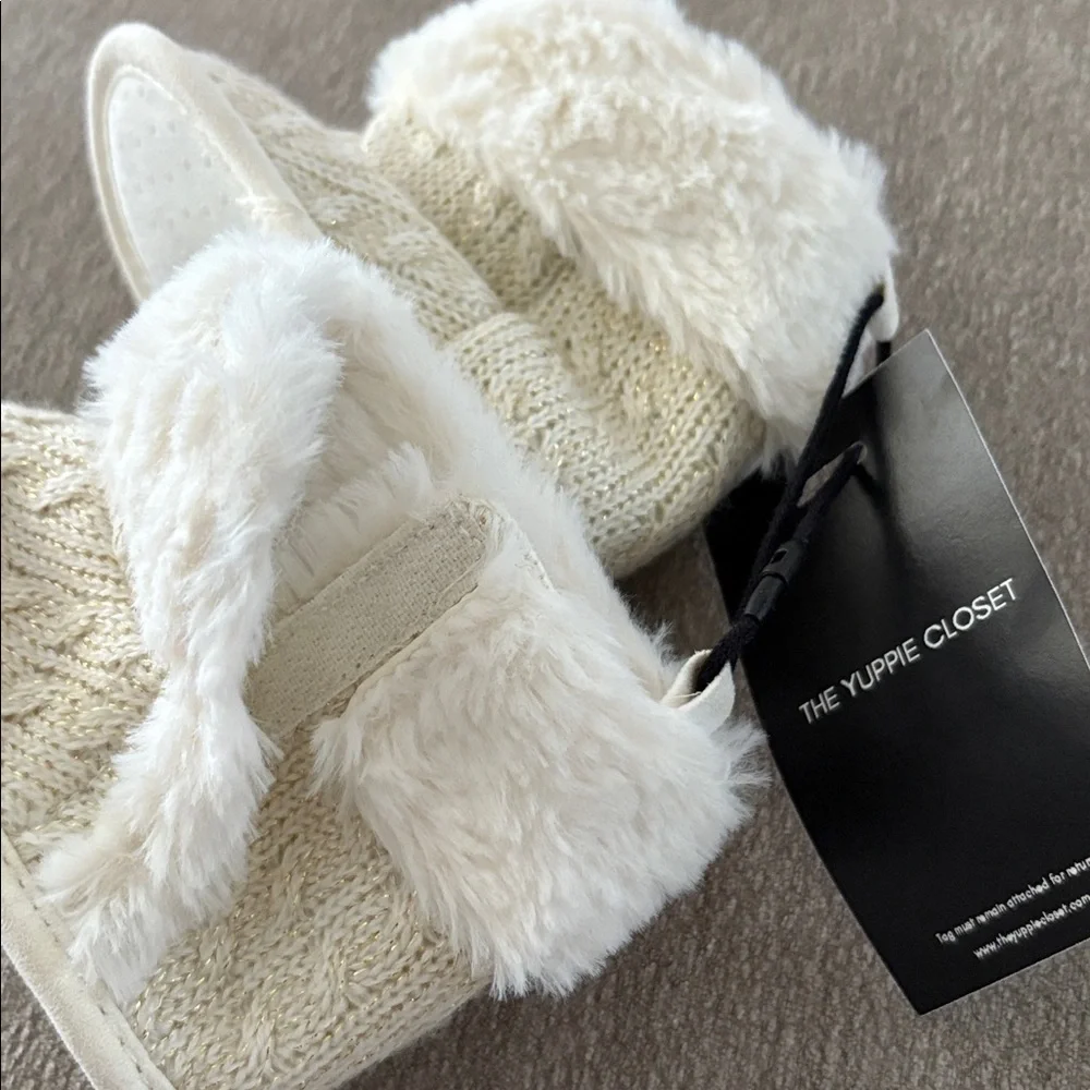 Carter’s Cozy Cable Knit Baby Booties with Faux Fur Trim
